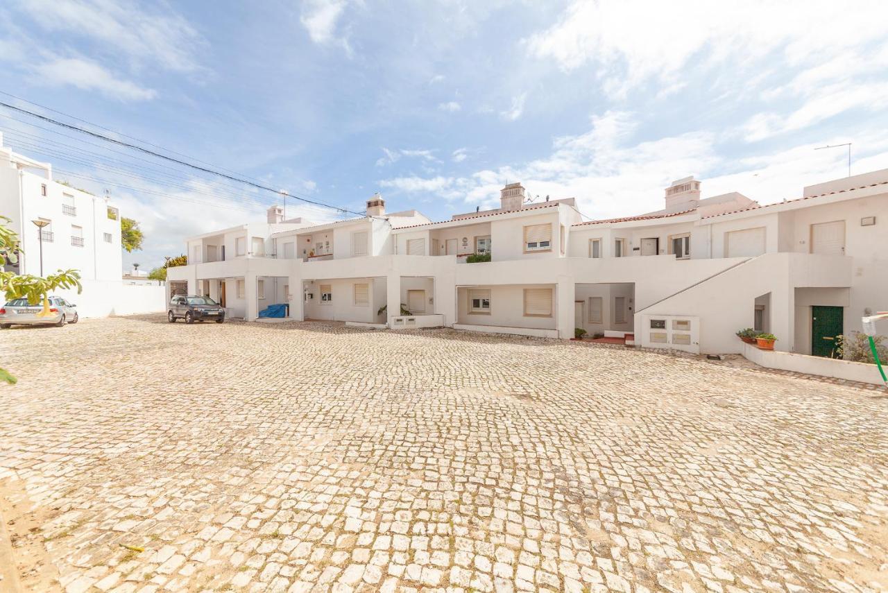 C18 - Church Square Apartment In Praia Da Luz ภายนอก รูปภาพ